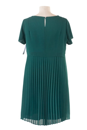 SzafaAni - Gabriela Visconti - DOROTHY C.ZIELEŃ TYŁ.jpg